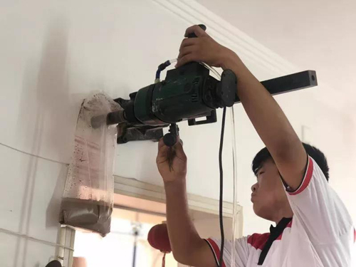 分期付款、簡(jiǎn)化手續(xù)、交叉施工…… 老舊小區(qū)供熱改造搭上“順風(fēng)車(chē)”